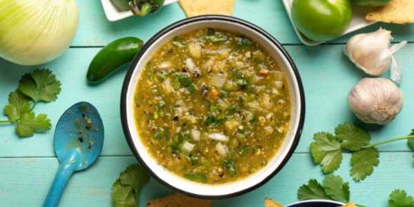 Easy and Authentic Mexican Salsa Verde Recipe to Try